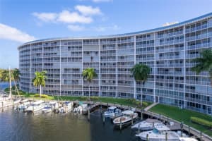 1523 E Hillsboro Blvd APT 333, Deerfield Beach, FL 33441, Sold 04/05/23