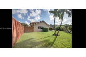 10240 SW 13th St, Pembroke Pines, FL 33025, Sold 05/30/23