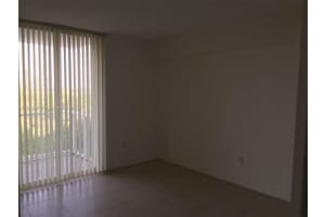 5077 NW 7th St APT 611, Miami, FL 33126, Sold 06/16/23