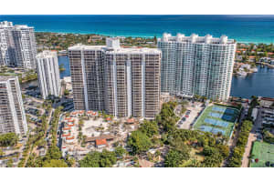 20281 E Country Club Dr APT 315, Aventura, FL 33180, Sold 09/18/23