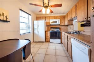 431 SE 3rd St, Dania Beach, FL 33004, Sold 04/11/23
