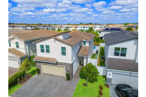 1021 Verde Ct, Lighthouse Point, FL 33064, Sold 08/15/23