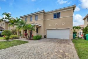 20496 NW 13th Ct, Miami, FL 33169, Sold 04/20/23
