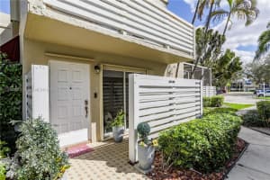 561 NW 98th Ave, Plantation, FL 33324, Sold 03/17/23