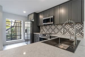 1961 SW 15th St APT 87, Deerfield Beach, FL 33442, Sold 04/21/23