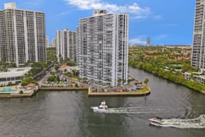 20505 E Country Club Dr APT 1734, Aventura, FL 33180, Sold 04/14/23