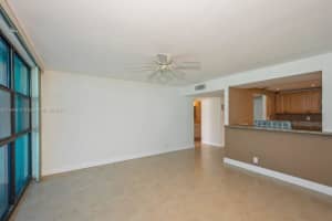 600 Parkview Dr APT 1110, Hallandale Beach, FL 33009, Sold 04/28/23