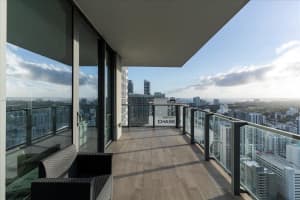 88 SW 7th St Apt 3302, Miami, FL 33130, Sold 07/24/23