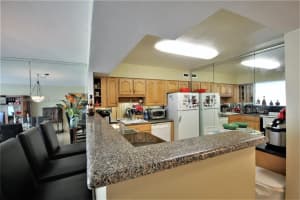 5151 Collins Ave APT 730, Miami Beach, FL 33140, Sold 11/30/23