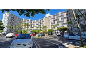 20400 W Country Club Dr APT 615, Aventura, FL 33180, Sold 07/07/23