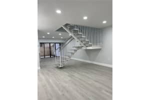 6524 Kendale Lakes Dr, Miami, FL 33183, Sold 05/04/23