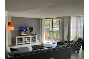 3101 N Country Club Dr APT 111, Aventura, FL 33180, Sold 04/11/23