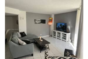 3101 N Country Club Dr APT 111, Aventura, FL 33180, Sold 04/11/23