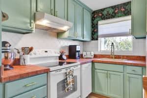 300 Layne Blvd APT 206, Hallandale Beach, FL 33009, Sold 06/08/23