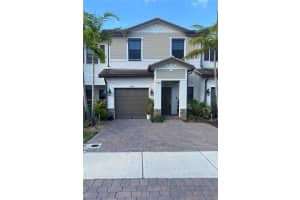 5999 W Paso Fino Pl, Davie, FL 33314, Sold 06/05/23