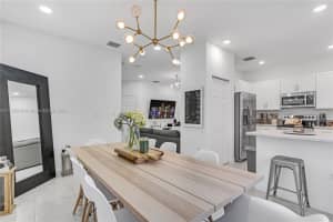 5999 W Paso Fino Pl, Davie, FL 33314, Sold 06/05/23