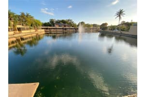 16016 Kilmarnock Dr, Miami Lakes, FL 33014, Sold 04/25/23