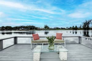 7360 Loch ness Dr, Miami Lakes, FL 33014, Sold 05/08/23