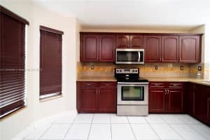 16480 NW 1st St, Pembroke Pines, FL 33028, Sold 04/28/23