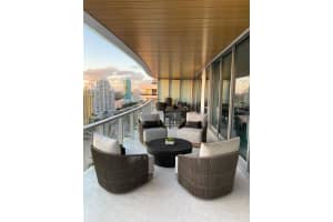 5775 Collins Ave #1406, Miami Beach, FL 33140, Sold 05/15/23