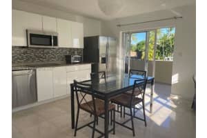 4011 Meridian Ave, Miami Beach, FL 33140, Sold 04/18/23