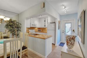 5100 NW 35th St, Lauderdale Lakes, FL 33319, Sold 04/11/23