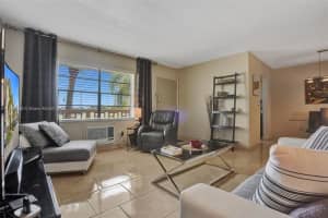 17001 NE 13th Ave APT 210, Miami, FL 33162, Sold 11/13/23