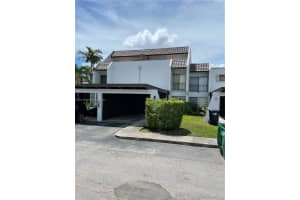6530 Kendale Lakes Dr APT 1304, Miami, FL 33183, Sold 09/14/23