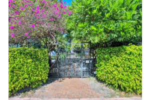 721 14th Pl APT 19, Miami Beach, FL 33139, Sold 05/08/23