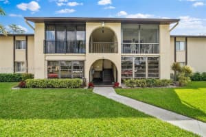 301 Pine Ridge Cir d 2, Greenacres, FL 33463, Sold 07/18/23