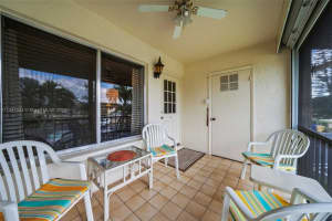 301 Pine Ridge Cir d 2, Greenacres, FL 33463, Sold 07/18/23