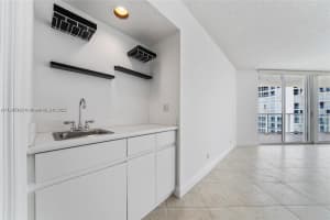 16485 Collins Ave #932, Sunny Isles Beach, FL 33160, Sold 06/09/23