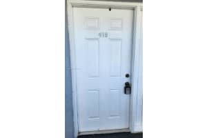 9359 Fontainebleau Blvd, Miami, FL 33172, Sold 03/28/23