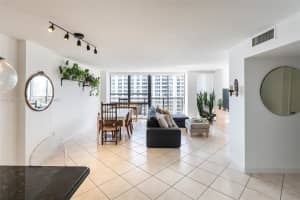 600 NE 36th St APT 1803, Miami, FL 33137, Sold 04/14/23