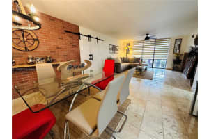 900 NE 195th St APT 211, Miami, FL 33179, Sold 04/17/23