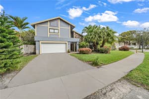 247 NE 199th Ln, Miami, FL 33179, Sold 04/04/23