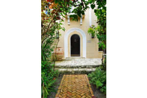3500 N Moorings Way, Miami, FL 33133, Sold 03/06/23