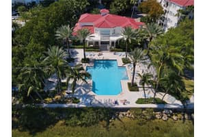 3105 NE 184th St APT 7103, Aventura, FL 33160, Sold 05/11/23
