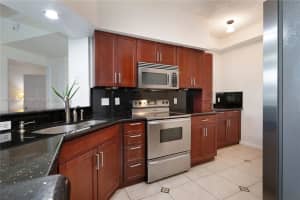 3105 NE 184th St APT 7103, Aventura, FL 33160, Sold 05/11/23
