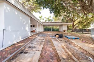 945 N Shore Dr, Miami Beach, FL 33141, Sold 05/12/23