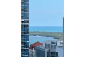 1000 Brickell Plaza #4707, Miami, FL 33131, Sold 03/31/23