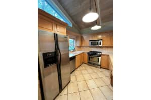 11255 SW 112th Cir Ln E, Miami, FL 33176, Sold 04/14/23