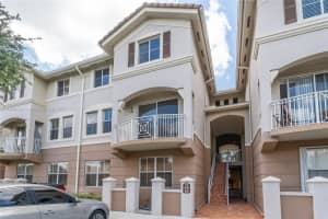 8826 W Flagler St APT 206, Miami, FL 33174, Sold 04/06/23