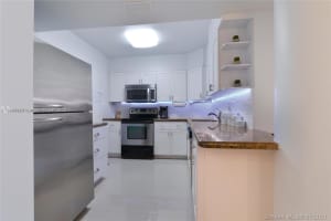 3725 S Ocean Dr APT 1019, Hollywood, FL 33019, Sold 09/29/23