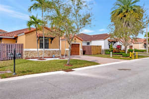 1008 NW 99th Ct, Miami, FL 33172, Sold 03/30/23