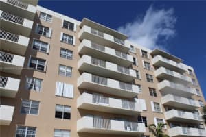 1455 N Treasure Dr #4p, North Bay Village, FL 33141, Sold 07/16/23