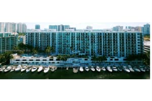 3029 NE 188th St APT 808, Aventura, FL 33180, Sold 08/14/23