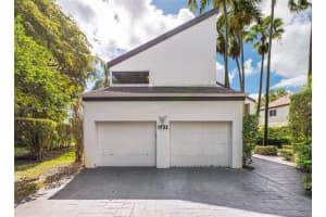 1932 S Oak Haven Cir, Miami, FL 33179, Sold 05/22/23