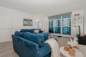 2301 Collins Ave 1115, Miami Beach, FL 33139 - MLS#A11348446