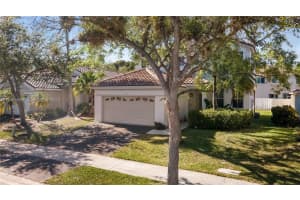 675 Falling Water Rd, Weston, FL 33326, Sold 04/26/23
